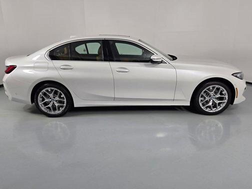 2026 BMW 330 i xDrive