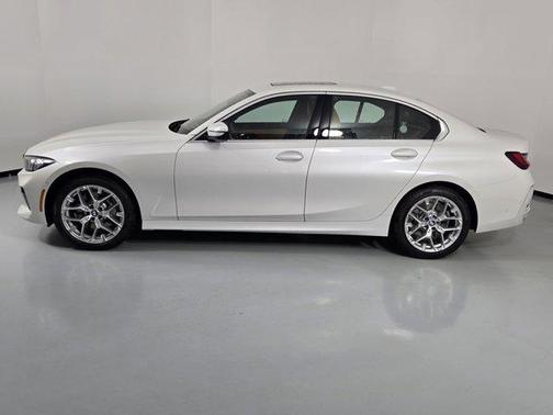 2026 BMW 330 i xDrive