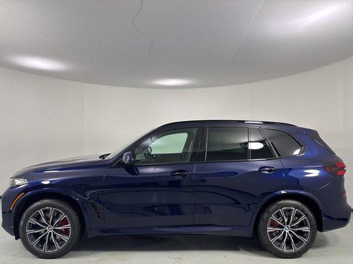 Tanzanite Blue II Metallic 2026 BMW X5 PHEV xDrive50e