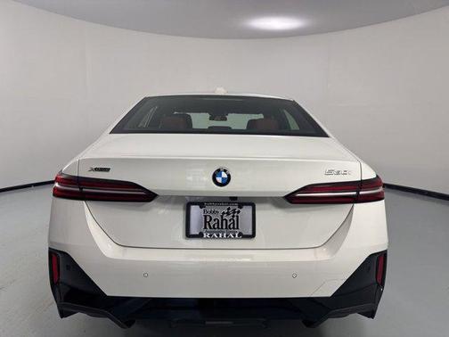Alpine White 2026 BMW 530 xDrive