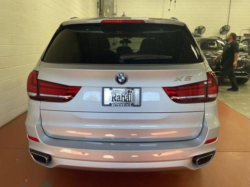 Photo 4 of 24 of 2017 BMW X5 xDrive35i