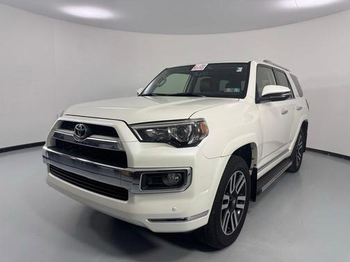 Blizzard Pearl 2018 Toyota 4Runner Limited