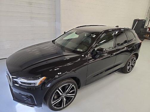 2020 Volvo XC60 T6 R-Design