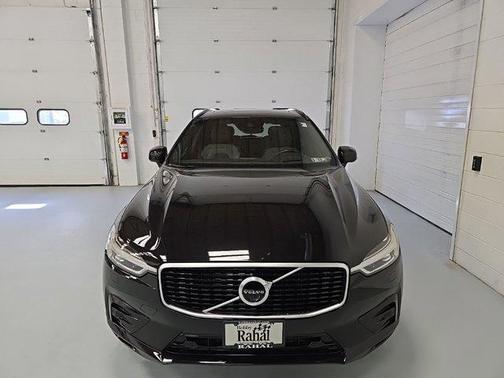 2020 Volvo XC60 T6 R-Design