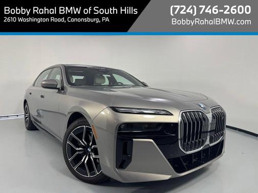 Gray Metallic 2025 BMW i7 xDrive60