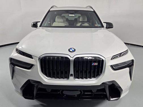 2026 BMW X7 M60i