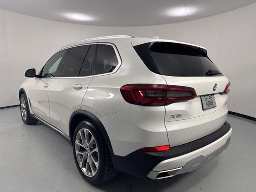 Mineral White Metallic 2020 BMW X5 xDrive40i