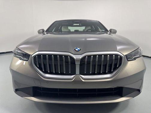 Oxide Grey Metallic 2026 BMW 530 xDrive