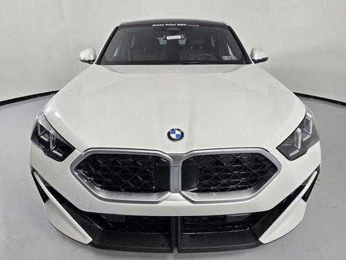 2025 BMW X2 xDrive28i