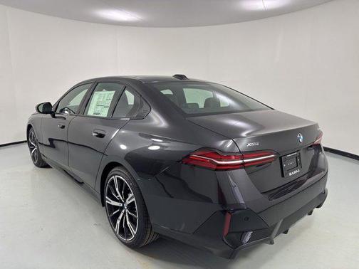 Dark Graphite Metallic 2026 BMW 530 xDrive