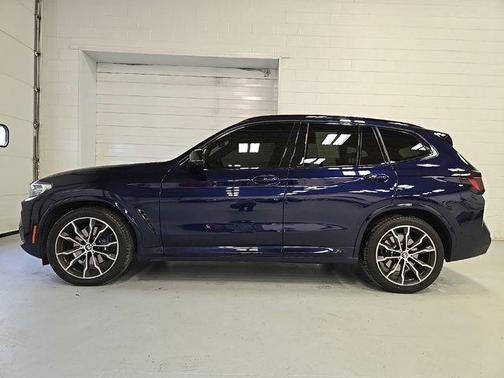 2023 BMW X3 M40i