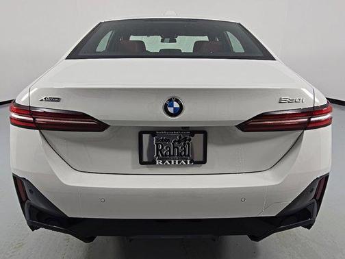 Alpine White 2026 BMW 530 xDrive