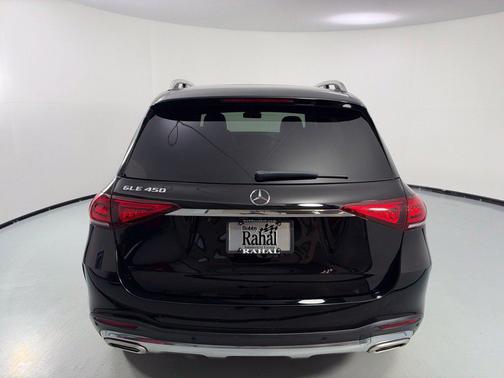 Black 2022 Mercedes-Benz GLE 450 4MATIC