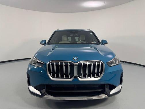 Blue Bay Lagoon Metallic 2025 BMW X1 xDrive28i