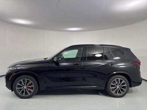 Black Sapphire Metallic 2026 BMW X5 xDrive40i
