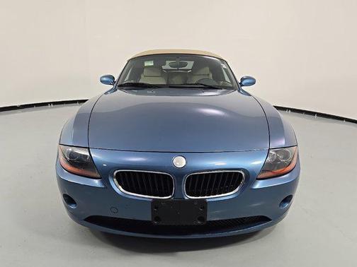 2003 BMW Z4 2.5i Roadster
