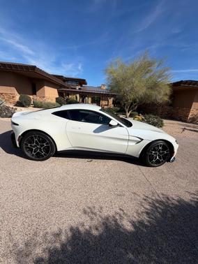 2021 Aston Martin Vantage Automatic