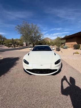 2021 Aston Martin Vantage Automatic
