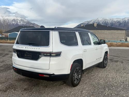 2023 Jeep Grand Wagoneer Base