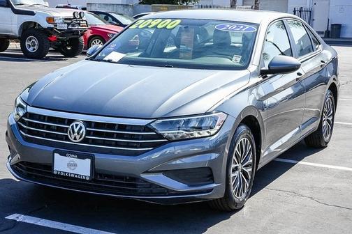 Photo 3 of 3 of 2021 Volkswagen Jetta 1.4T S