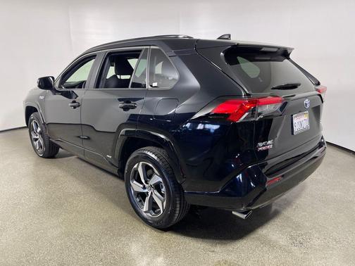 2023 Toyota RAV4 Prime SE