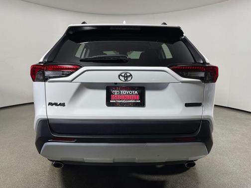 Ice Cap 2024 Toyota RAV4 Adventure