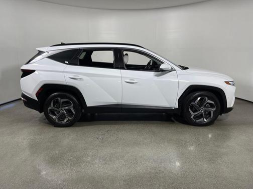 White Pearl 2024 Hyundai TUCSON Limited