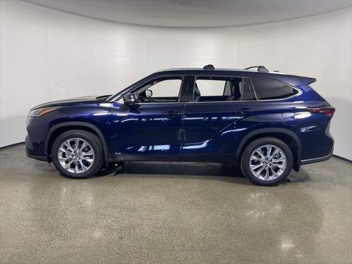 2025 Toyota Highlander Hybrid Limited