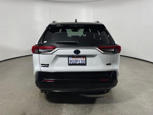 Wind Chill Pearl/Midnight Black Metallic 2023 Toyota RAV4 Prime XSE