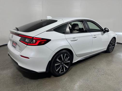 2022 Honda Civic EX-L