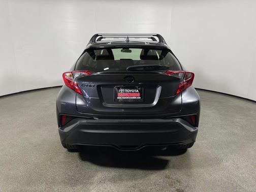 2021 Toyota C-HR XLE