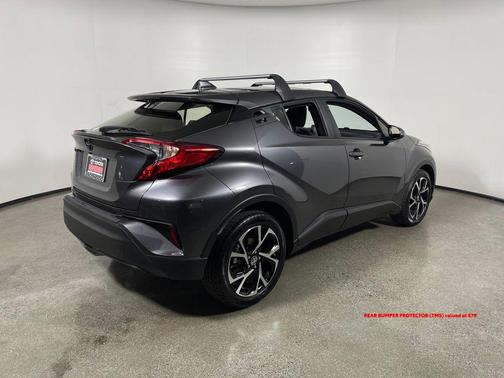 2021 Toyota C-HR XLE