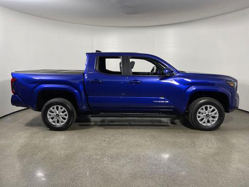 Blue Crush Metallic 2025 Toyota Tacoma SR5
