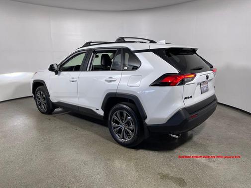 2025 Toyota RAV4 Hybrid XLE Premium