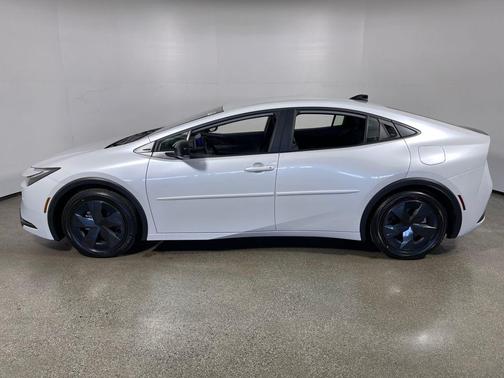 2026 Toyota Prius LE