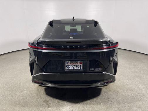 2023 Lexus RZ 450e Premium