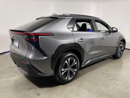 2023 Toyota bZ4X XLE