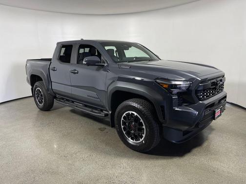 2026 Toyota Tacoma Hybrid TRD Off Road