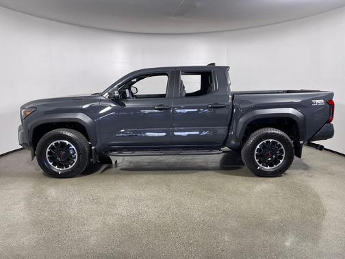 2026 Toyota Tacoma Hybrid TRD Off Road