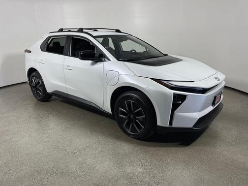 2026 Toyota bZ XLE Plus