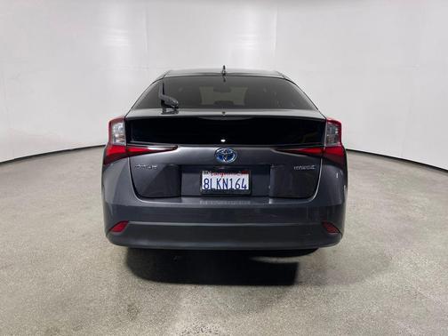 2019 Toyota Prius LE