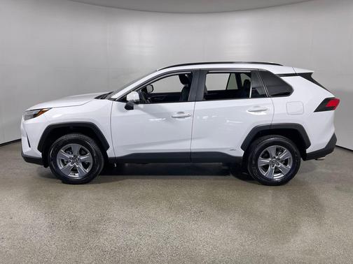 Ice Cap 2025 Toyota RAV4 Hybrid XLE