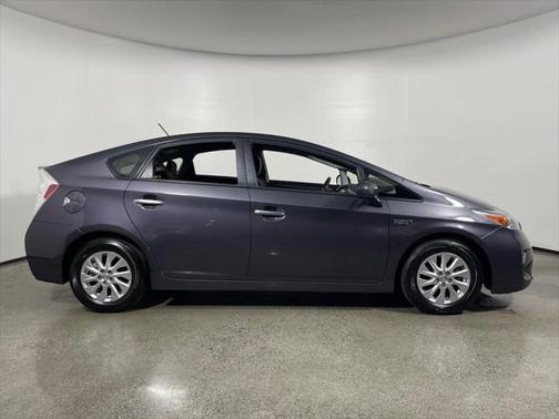 2014 Toyota Prius Plug-in Advanced