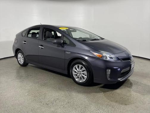2014 Toyota Prius Plug-in Advanced