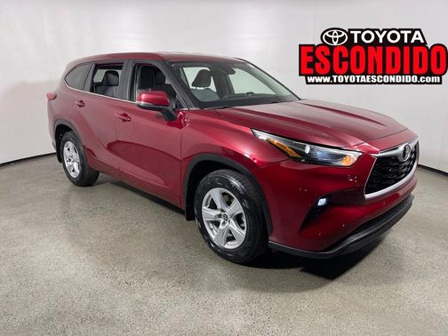 2023 Toyota Highlander LE