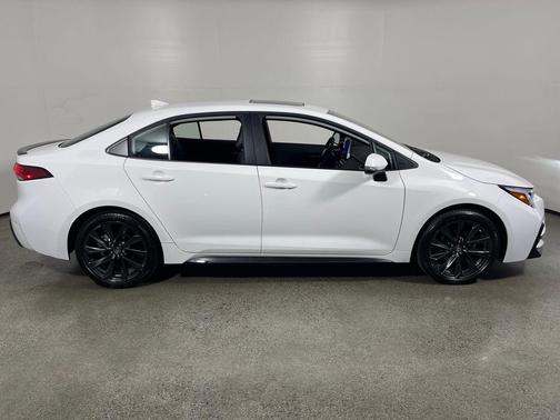 2025 Toyota Corolla XSE