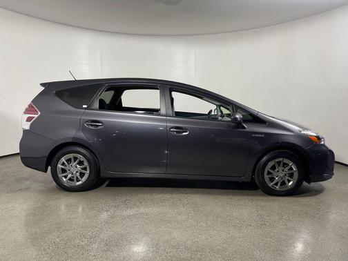 2015 Toyota Prius v Two