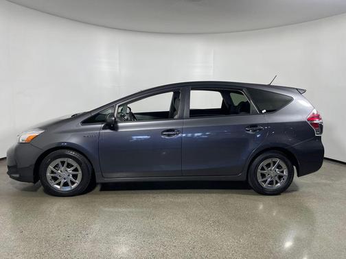2015 Toyota Prius v Two