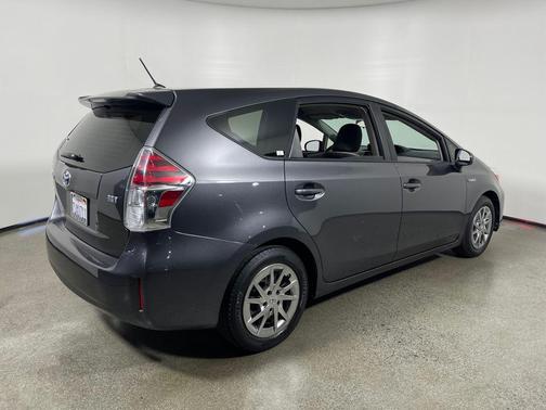 2015 Toyota Prius v Two