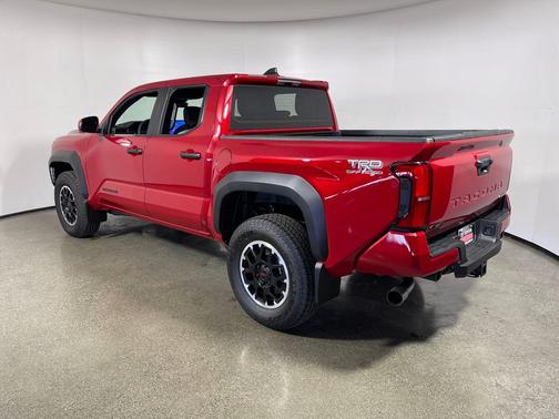 2026 Toyota Tacoma Hybrid TRD Off Road